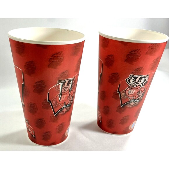 Wisconsin Badgers Holographic Cups 3-D Capital Cups Made In USA Set Of 2 - Picture 4 of 10